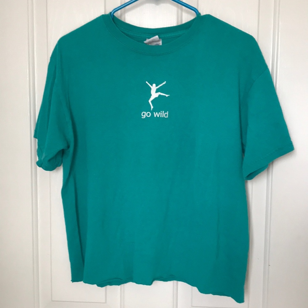 teal tshirt